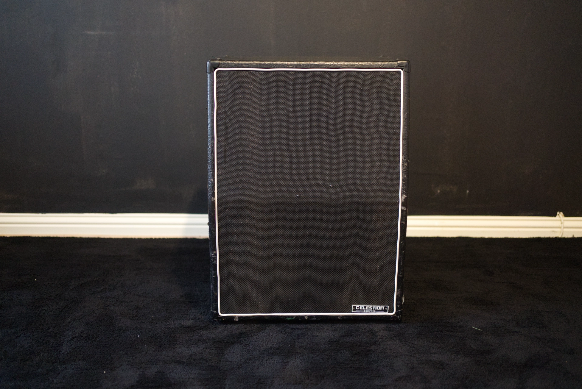 Harley Benton 2x12 Vertical Celestion V30 speaker cab